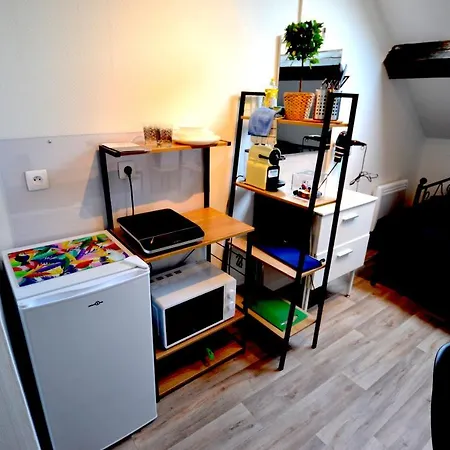 Capstay & Netflix מלון קפסולה *